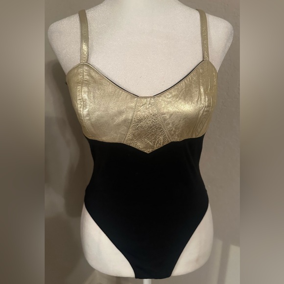 Vintage Cache Gold leather and black lycra body suit - Picture 5 of 6